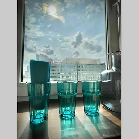 Aircondition 2, 2xmetro Wifi 50'tv Netflix Hbo Appletv