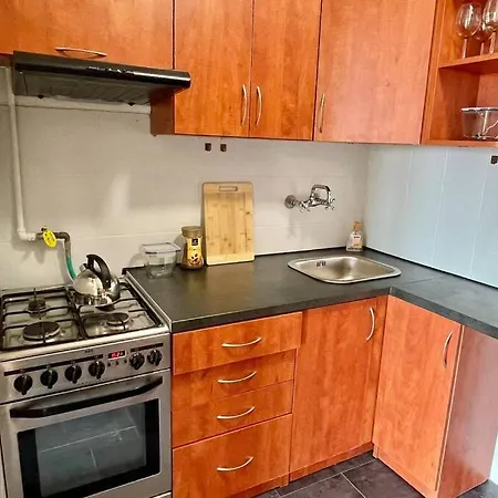 Aircondition 2, 2xmetro Wifi 50'tv Netflix Hbo Appletv Apartment *