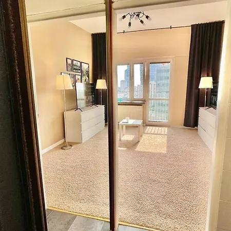 Aircondition 2, 2xmetro Wifi 50'tv Netflix Hbo Appletv