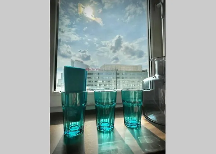 Aircondition 2, 2xmetro Wifi 50'tv Netflix Hbo Appletv