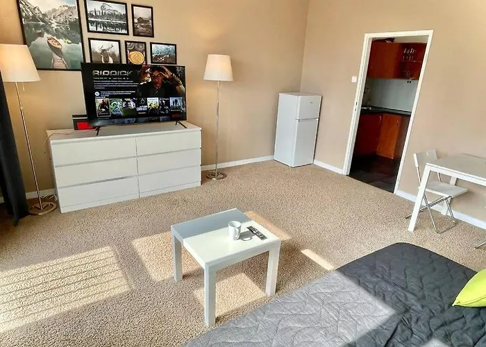 Aircondition 2, 2xmetro Wifi 50'tv Netflix Hbo Appletv Apartment *